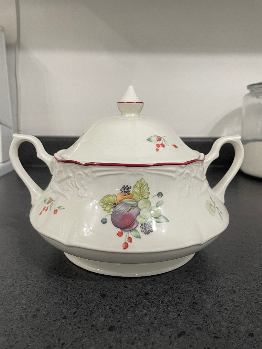 Vintage Johnson Brothers Orchard Round Covered Vegetable Dish/Tureen England